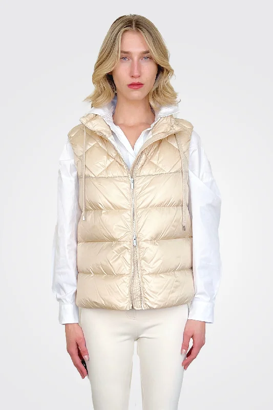 women's coats for those who want to make a fashion statementNylon Quilted Vest - Gold