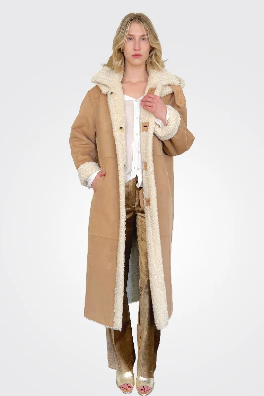 women's coats for those who believe in investing in quality fashionFaux Fur Reversible Coat - Cream Brown