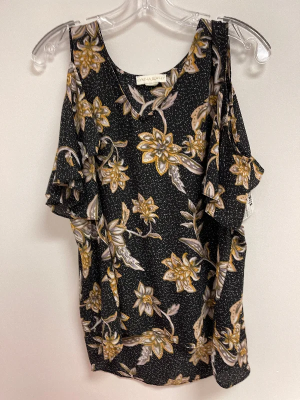 elegant women's topsTop Short Sleeve By Cynthia Rowley In Floral Print, Size: M