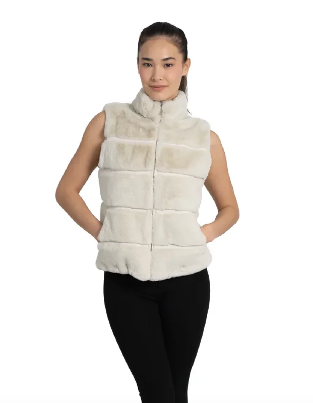 women's coats for relaxed weekendsVince Faux Fur Vest - Ivory