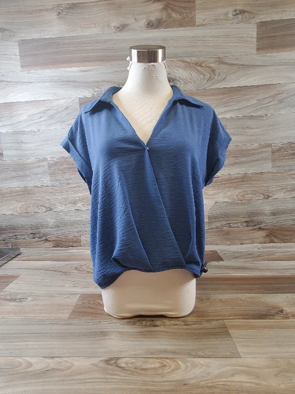 women's tops for those who want to stay warm and stylish during colder weatherTop Short Sleeve By Pleione In Blue, Size: Xs