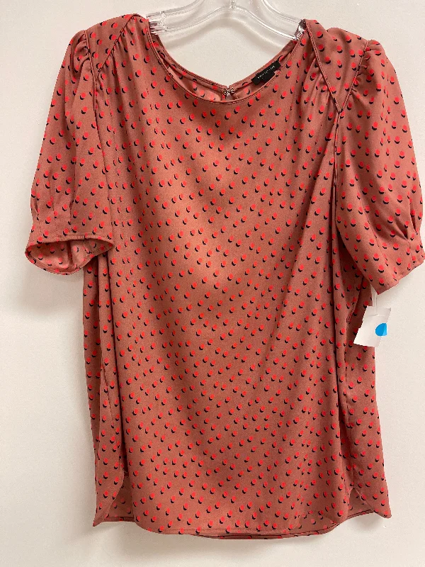 women's tops for those who believe in expressing their individuality through fashionTop Short Sleeve By Ann Taylor In Pink, Size: L