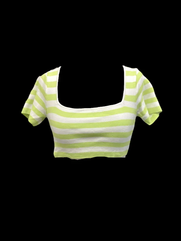 women's tops for those who want to stay cool and chic during warmer weatherTop Short Sleeve By Zara In Striped Pattern, Size: S