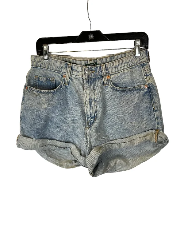 women's buttoned shortsShorts By Wild Fable  Size: 8