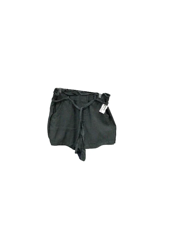 women's low-slung shortsShorts By Thread And Supply  Size: M