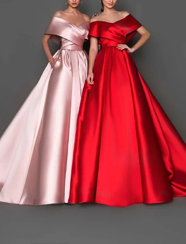 women's unique dressesBall Gown Celebrity Style Minimalist Princess Quinceanera Formal Evening Dress Off Shoulder Short Sleeve Court Train Satin with Pleats