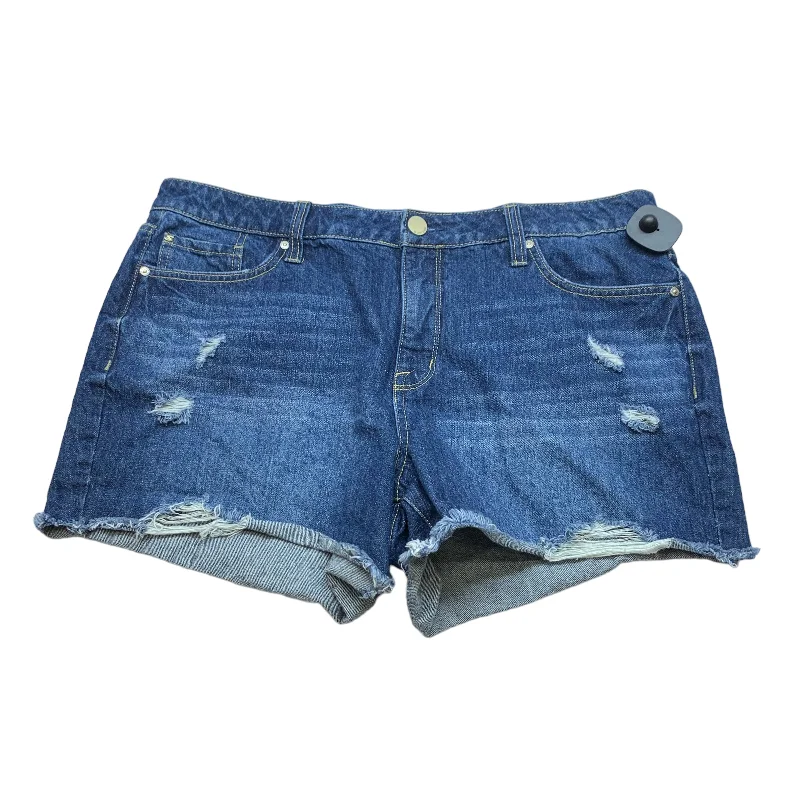 women's cargo shortsShorts By Seven 7  Size: 16